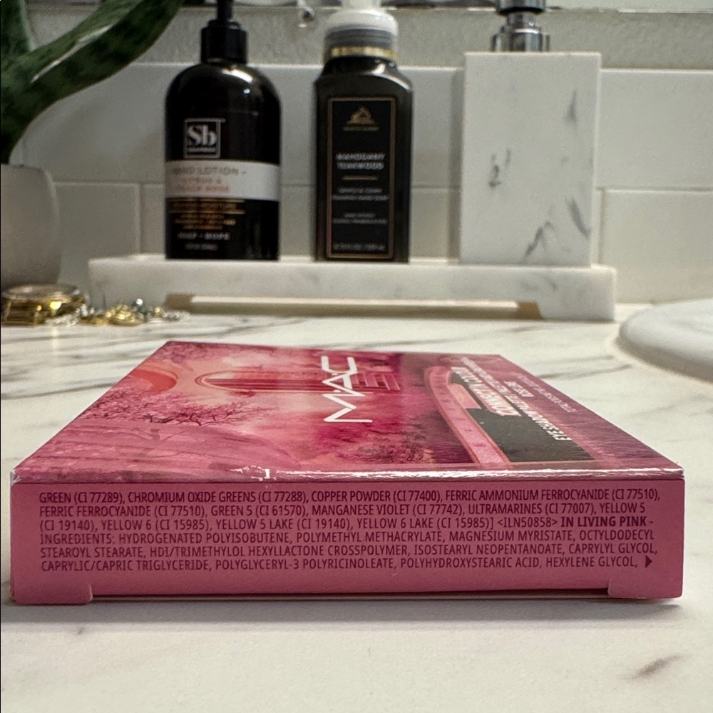 NWT MAC Cosmetics Connect In Colour Rose Lens Eyeshadow Palette - Pink Tones - Picture 7 of 7